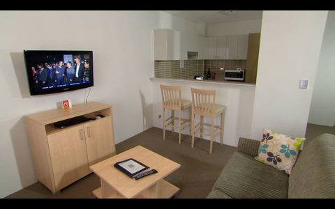 Quality Suites Pioneer Sands - Australia Accommodation 7