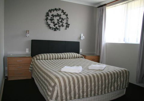 Queensgate Motel - Australia Accommodation 1