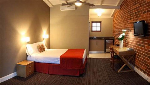 Rose & Crown Lodge - Australia Accommodation 1