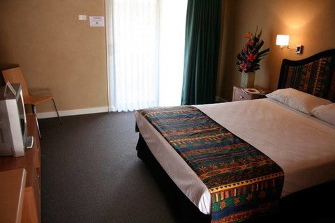 Rose & Crown Lodge - Australia Accommodation 0