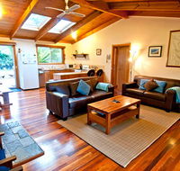 Seaview Retreat - Australia Accommodation