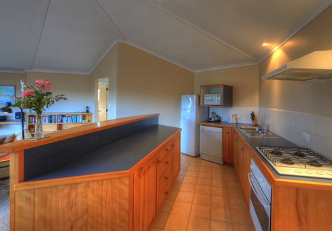 Shearwater Scenic Villas - Australia Accommodation 4