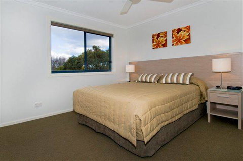 South Pacific Apartments - Australia Accommodation 5