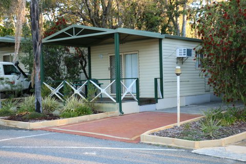 Kingsway Tourist Park - Australia Accommodation 11