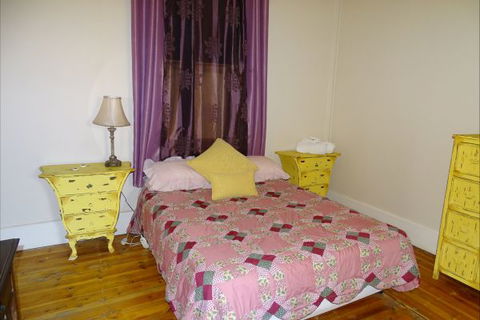 Silver Hill Townhouse - Australia Accommodation 6