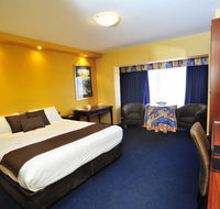 The Clifton Motel and Grittleton Lodge - Australia Accommodation