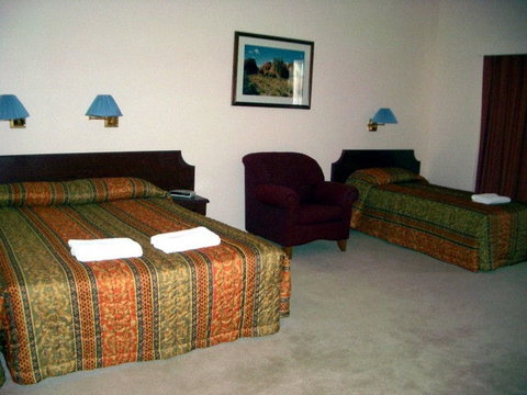 The Kidman Wayside Inn - Australia Accommodation 0