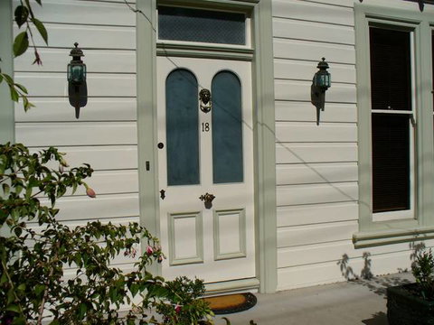 TRC House - Australia Accommodation 1