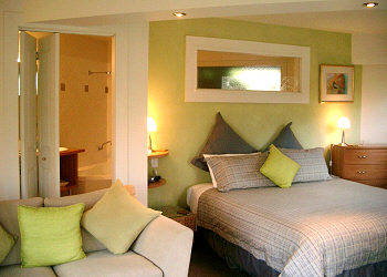 Valley Guest House - Australia Accommodation 0