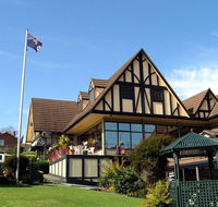 Village Family Motor Inn - Australia Accommodation