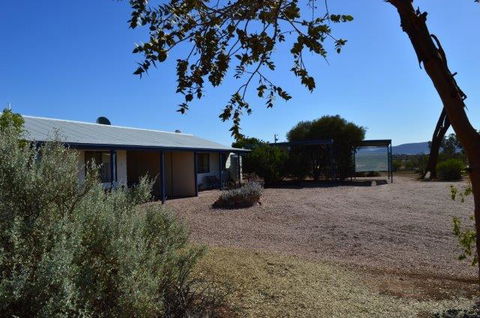 Windana Cottages - Australia Accommodation 4