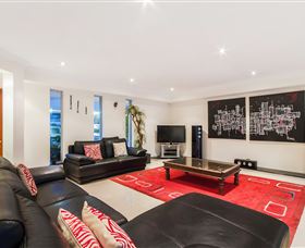 The Grand Broadbeach - Vogue Holiday Homes - Australia Accommodation 2
