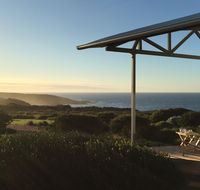 Yondah Beach House - Australia Accommodation