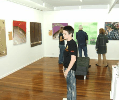 Circle Gallery - Australia Accommodation