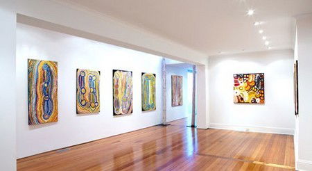 Vivien Anderson Gallery - Australia Accommodation 1