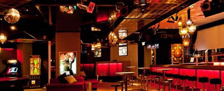 Rockstar Bowling - Australia Accommodation 1