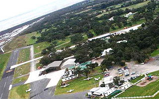 Commando Skydivers - Australia Accommodation 0