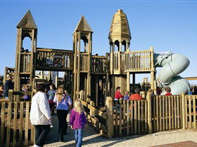 Jubilee Park Adventure Playground - Australia Accommodation 0
