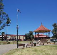 Gladstone Square - Australia Accommodation