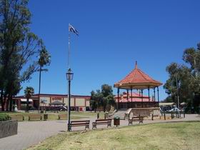Gladstone Square - Australia Accommodation 0