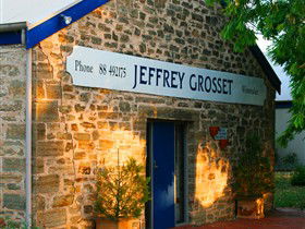 Grosset Wines - Australia Accommodation 0