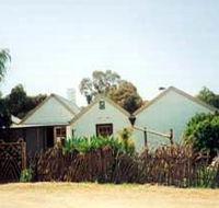 Miners Cottage And Garden - Australia Accommodation