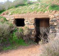 Miners Dugouts - Australia Accommodation