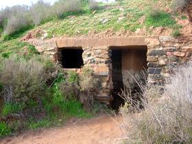 Miners Dugouts - Australia Accommodation 0
