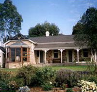 Phoenix Estate - Australia Accommodation