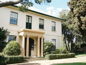 Franklin House - Australia Accommodation 0