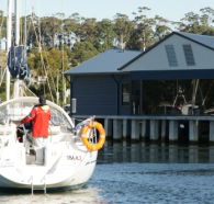 Blue Shed - Australia Accommodation