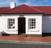 The Watch House - Australia Accommodation