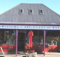 3 Windows Gallery - Australia Accommodation