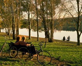 Weston Park - Australia Accommodation 0