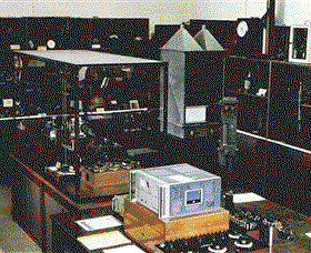 UQ Physics Museum - Australia Accommodation 0