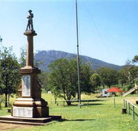 Maroon State School War Memorial - Australia Accommodation