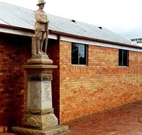 Westbrook War Memorial - Australia Accommodation