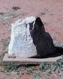 Destructo Monument - Australia Accommodation 0