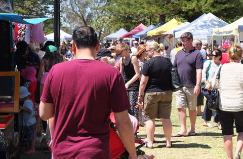 Coolangatta Beachfront Markets - Australia Accommodation 1