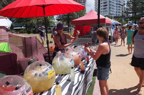 Coolangatta Beachfront Markets - Australia Accommodation 4