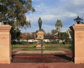Dalby War Memorial And Gates - Australia Accommodation 0