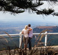 Picnic Point Lookout And Parkland - Australia Accommodation
