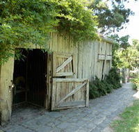 Schwerkolt Cottage - Australia Accommodation