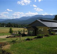 Ringer Reef Winery - Australia Accommodation