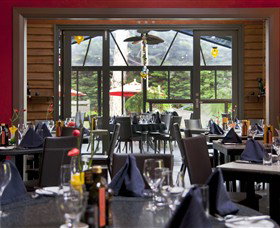 Oakdene Vineyards Restaurant And Cellar Door - Australia Accommodation 2