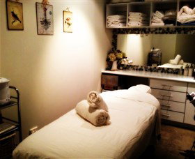 Refresh Face And Body - Australia Accommodation 0
