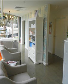Refresh Face And Body - Australia Accommodation 2