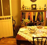 Roughley House and The Pines - Australia Accommodation