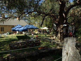 Overland Corner Hotel - Australia Accommodation 2