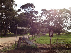 Mount Compass And District Produce And Tourist Trail - Australia Accommodation 0